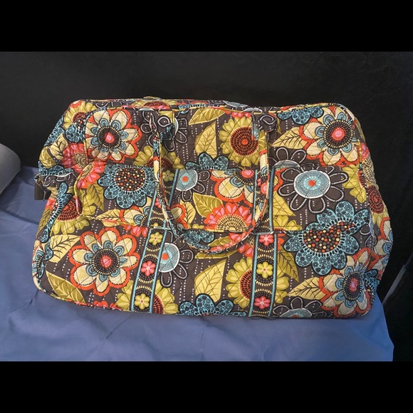 Vera Bradley weekender duffel - Picture 1 of 8